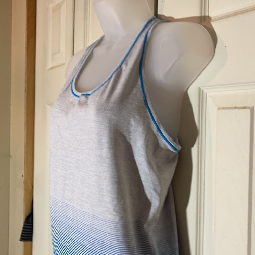Yummie Striped Racerback Athletic Tank Top Large XL - Picture 5 of 13